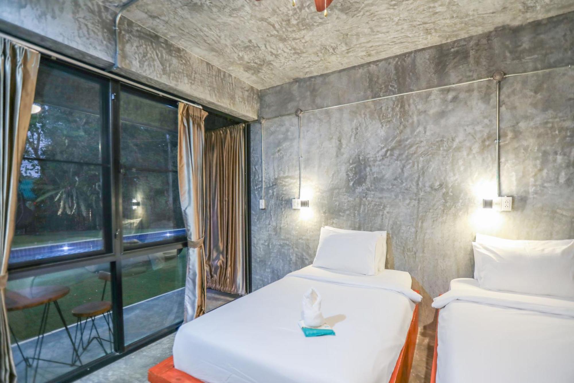 Stucco Loft Residency Chiang Mai