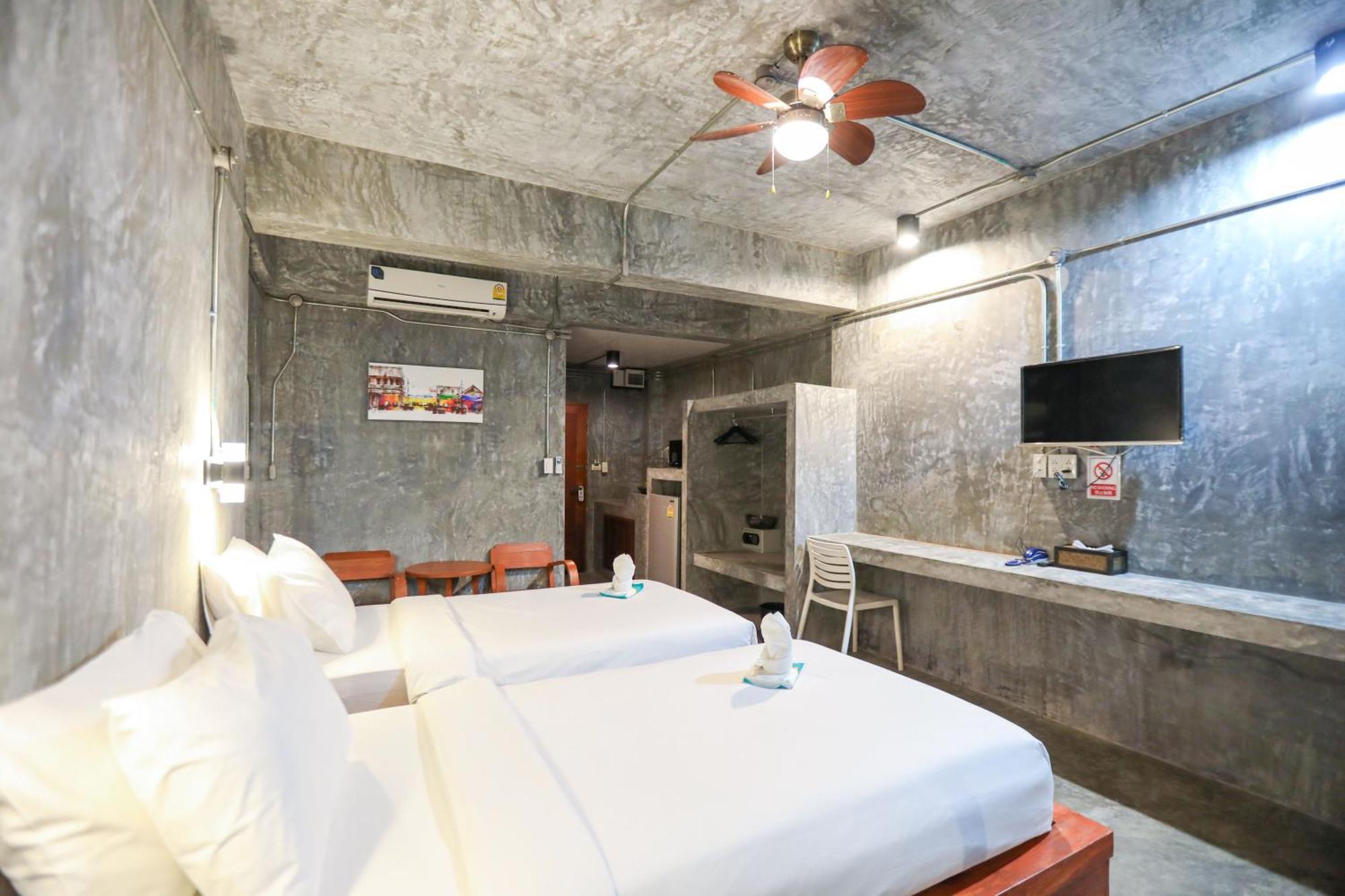 Stucco Loft Residency Chiang Mai