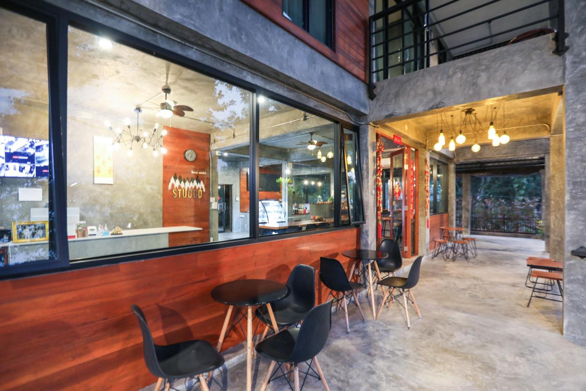 Stucco Loft Residency Hotel