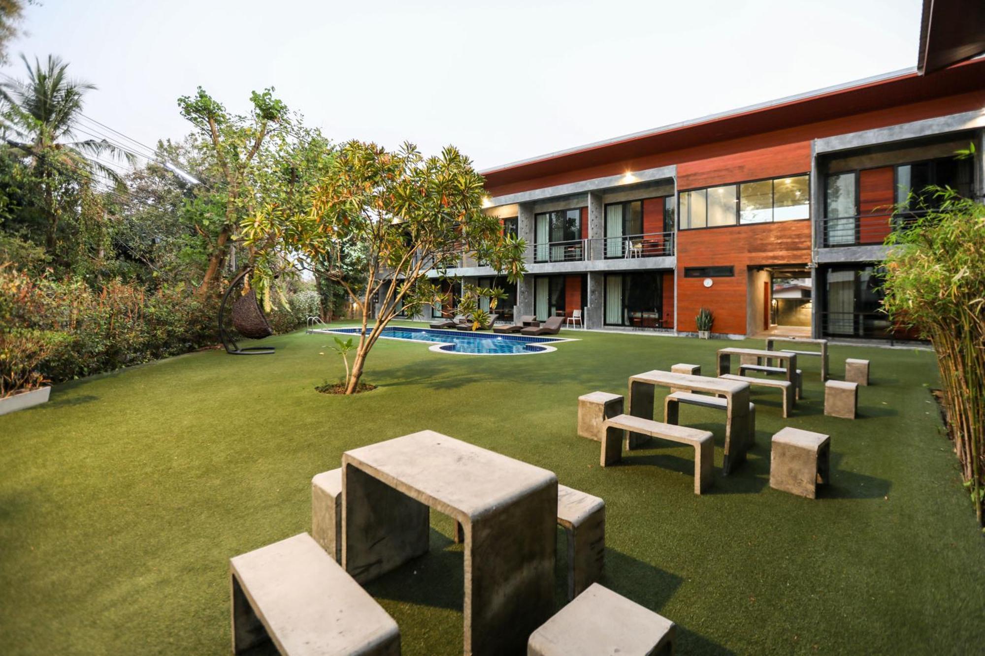 Hotel Stucco Loft Residency