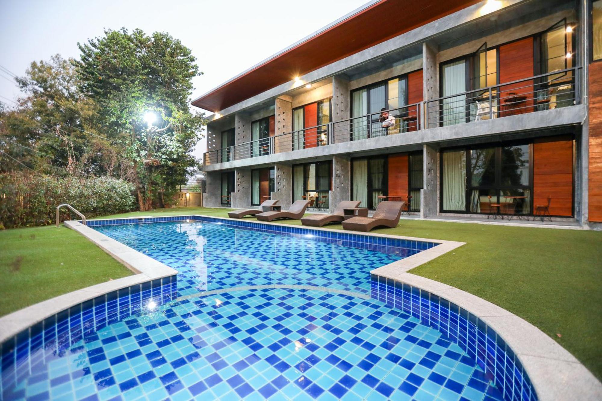 Hotel Stucco Loft Residency 4*