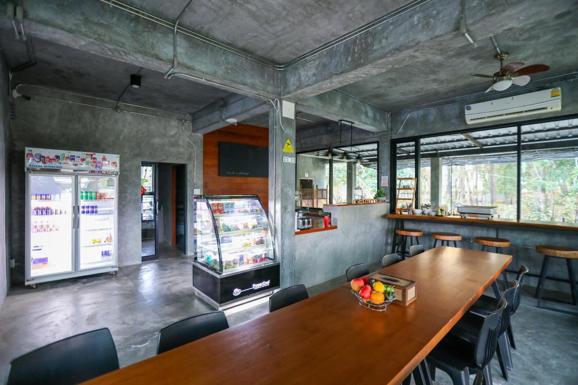 Stucco Loft Residency Hotel 4*