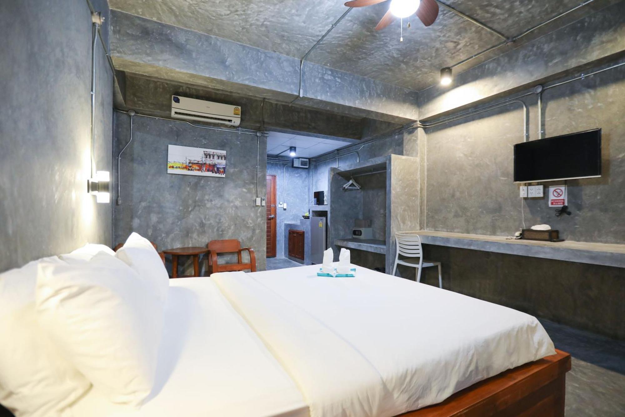 Hotel Stucco Loft Residency 4*