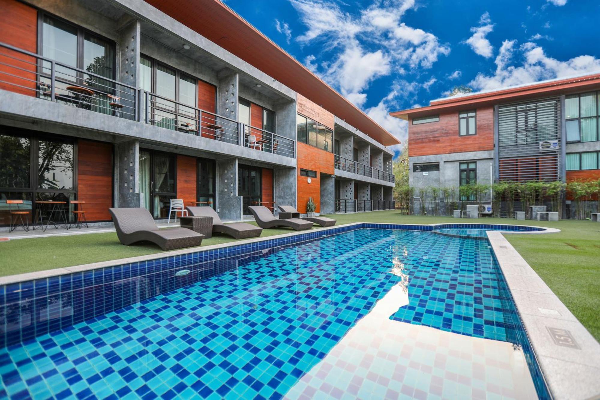 Hotel Stucco Loft Residency
