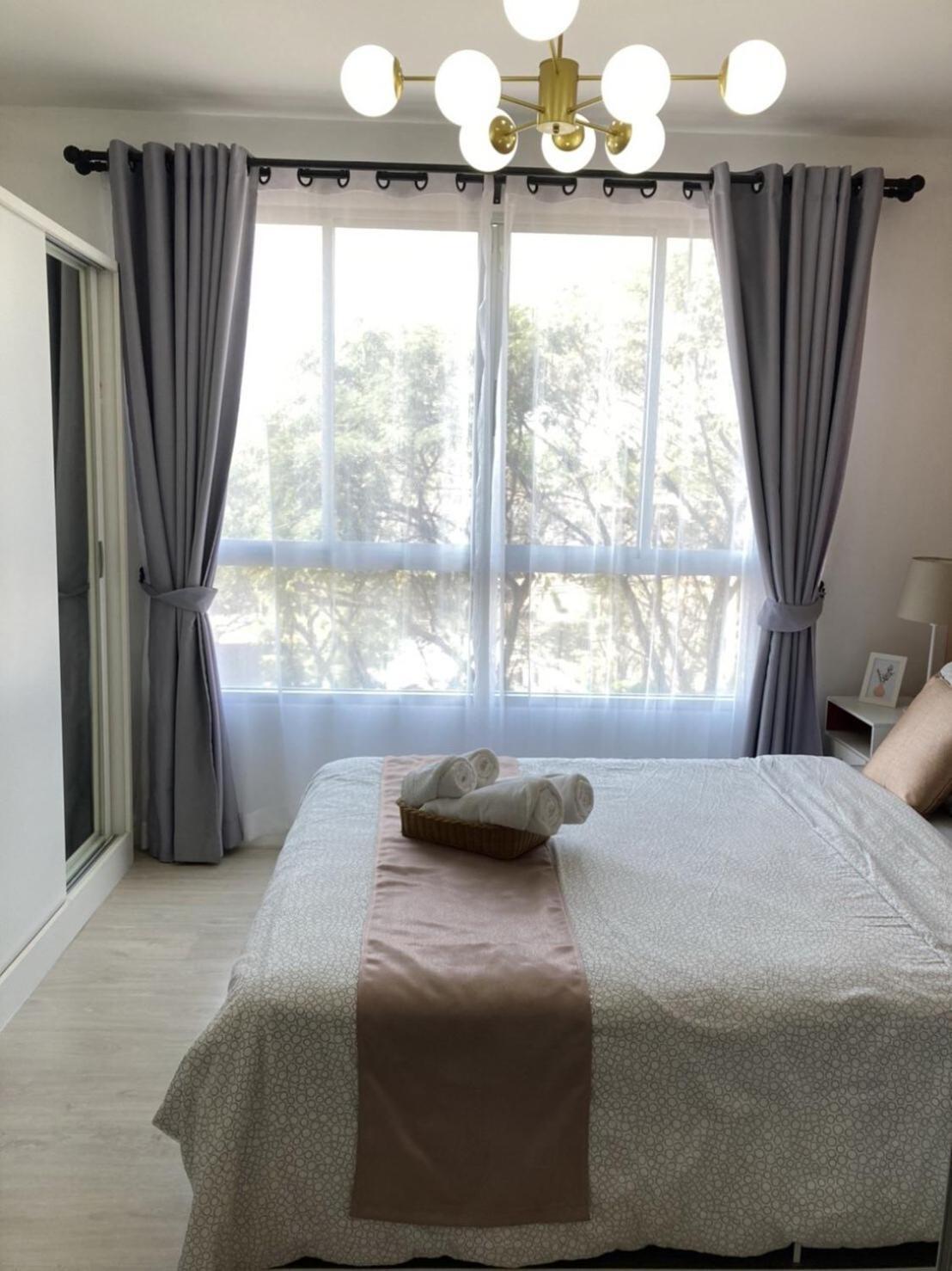 Beautiful Room, Near Mall Apartment