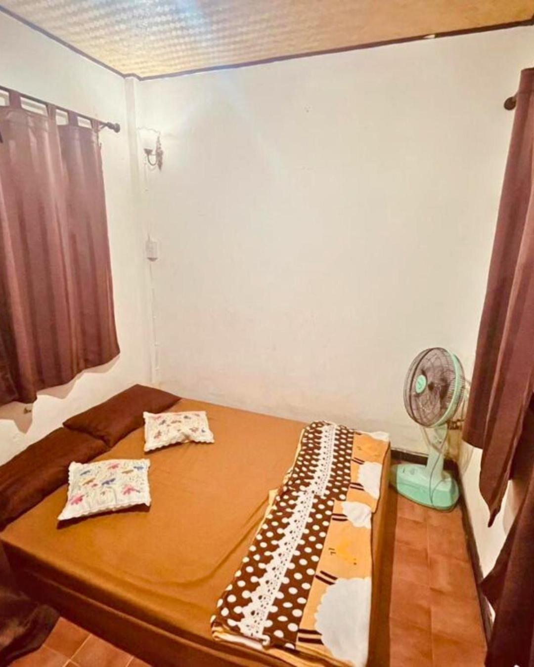 Hostel Hug Glur House Tour And (adults Only) *