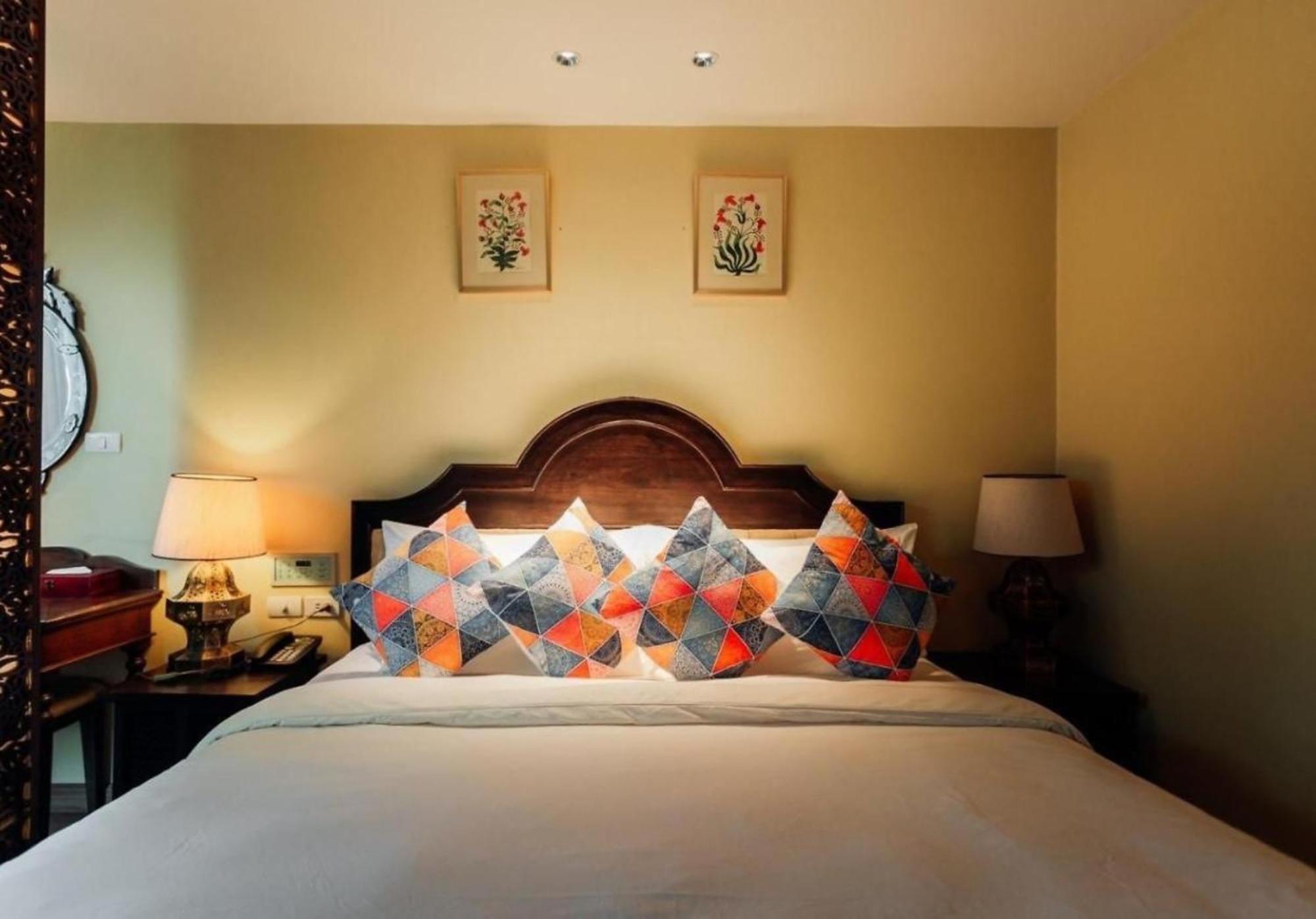Sheik Istana Chiangmal Hotel 4*