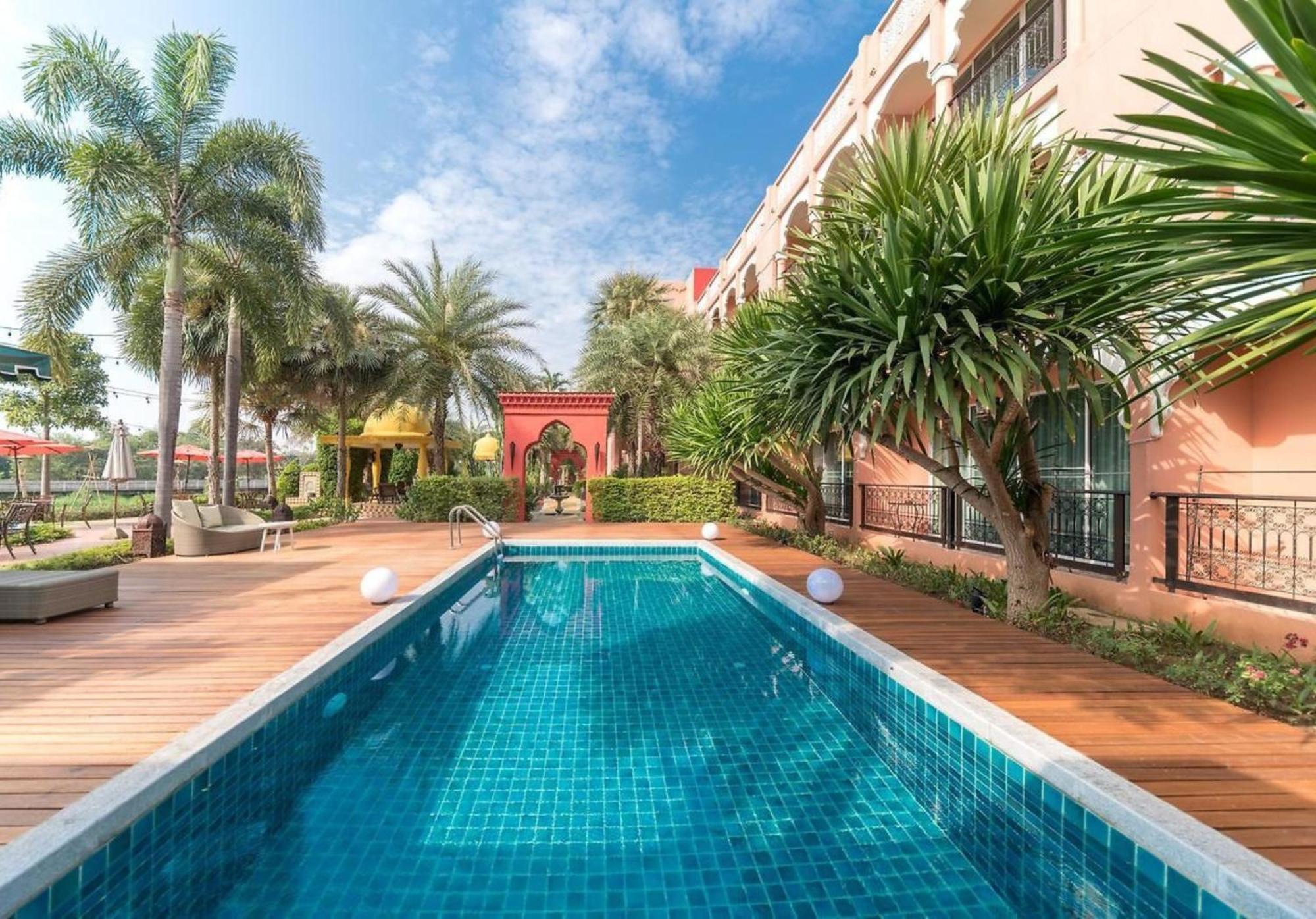 Sheik Istana Chiangmal Hotel Chiang Mai