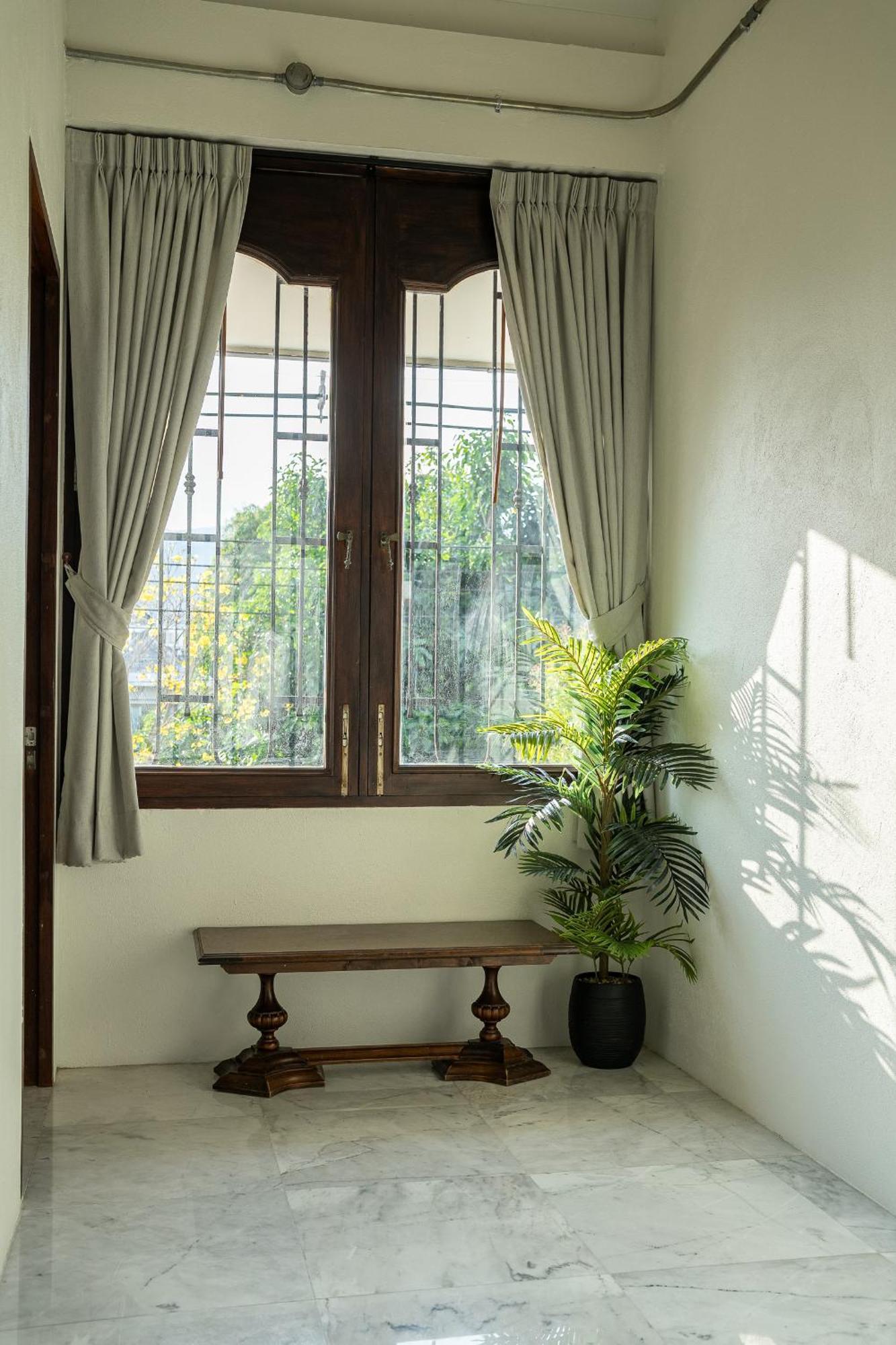 Santitham Pool I 5 Bedrooms I Walkable I Entire *