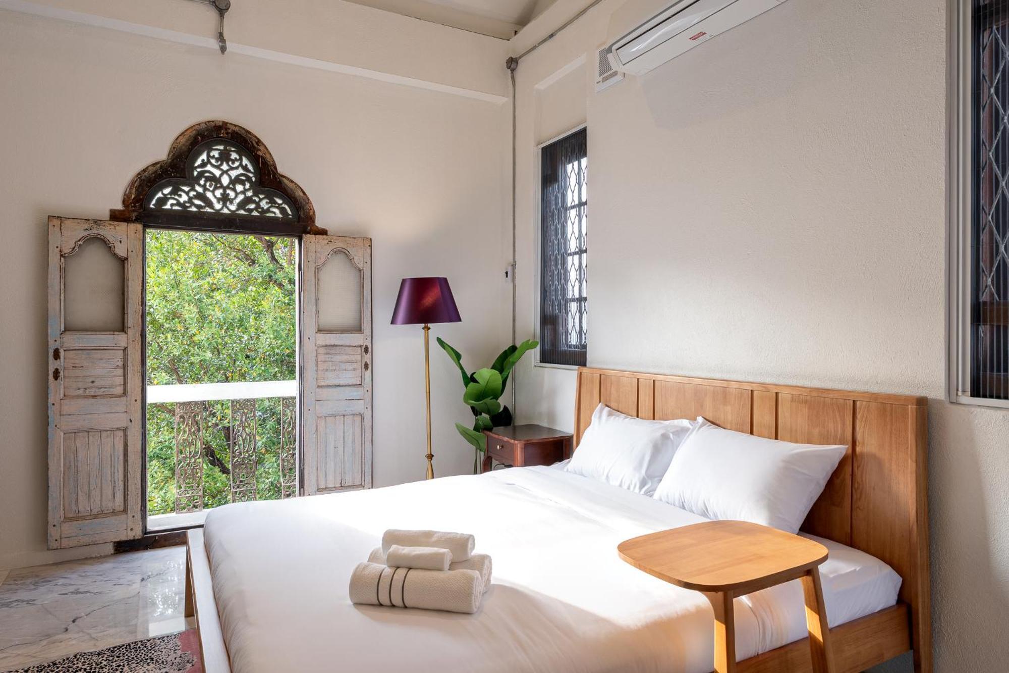 Santitham Pool Vila Chiang Mai