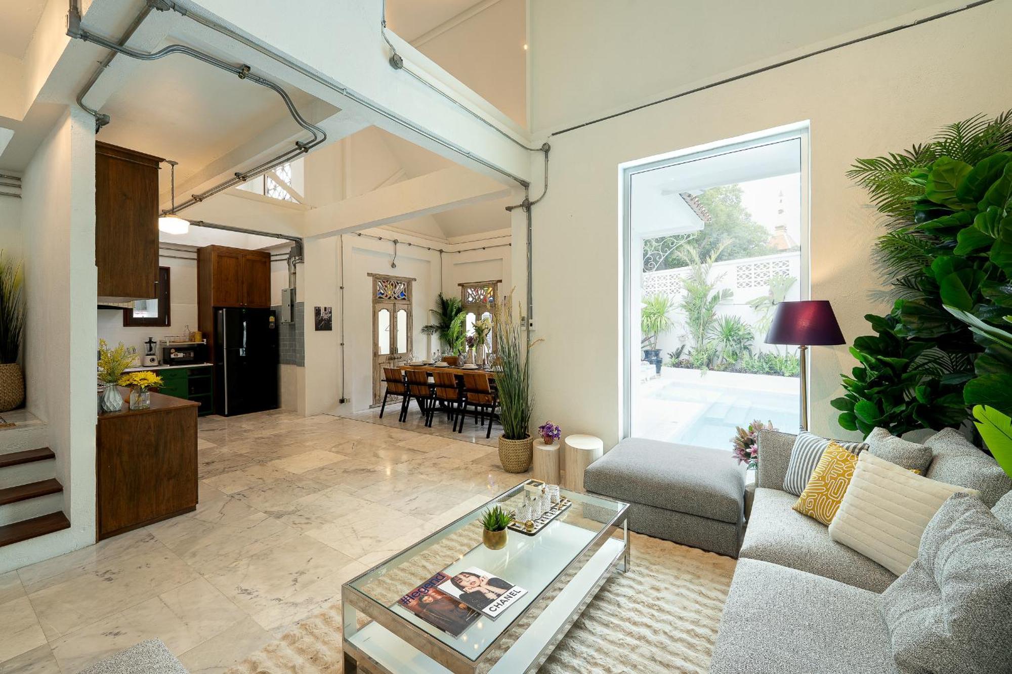 Santitham Pool I 5 Bedrooms I Walkable I Entire Chiang Mai