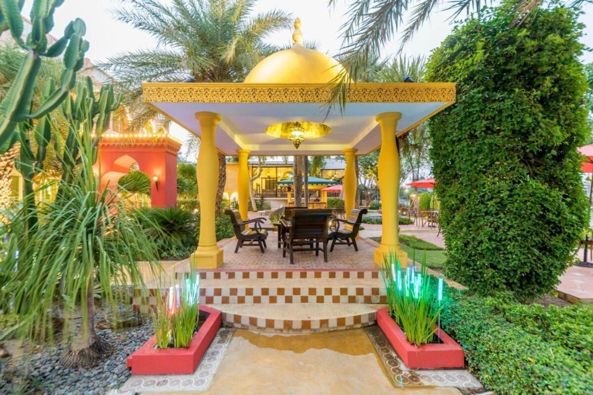 Sheik Istana Chiangmal