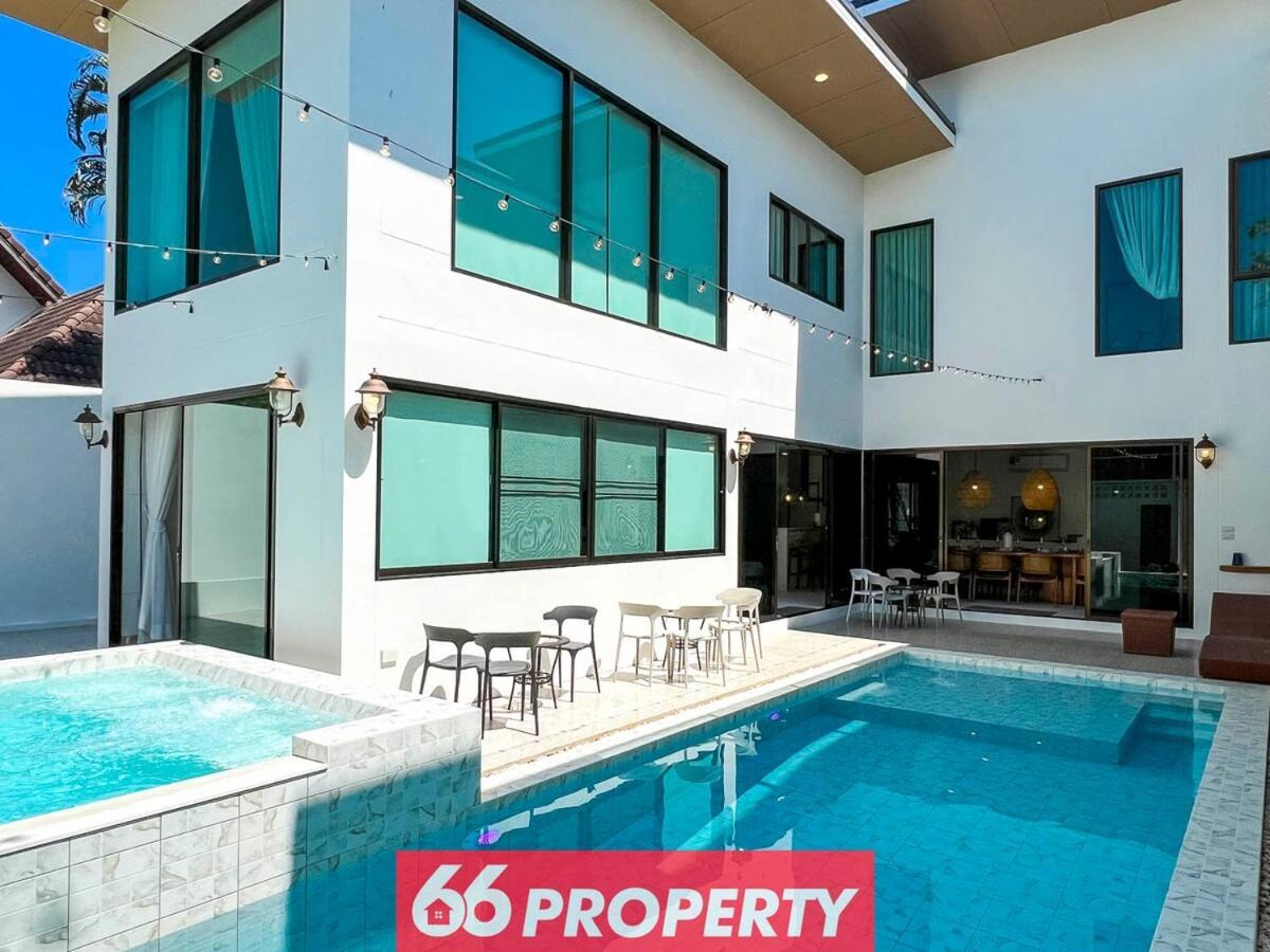 Villa Luxury Pool With Jacuzzi & Pool Table