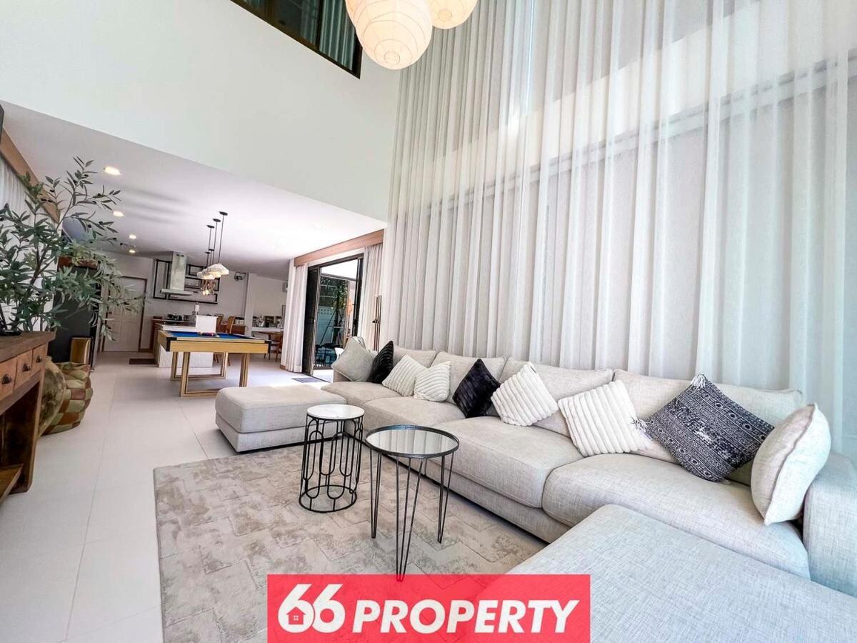 Luxury Pool With Jacuzzi & Pool Table Villa Chiang Mai