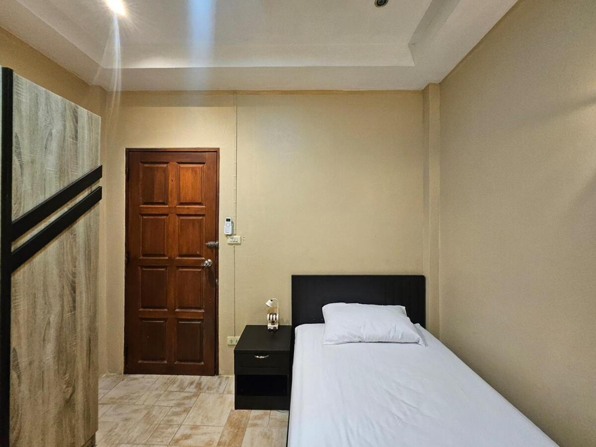 3 Bedrooms Pool Near Villa