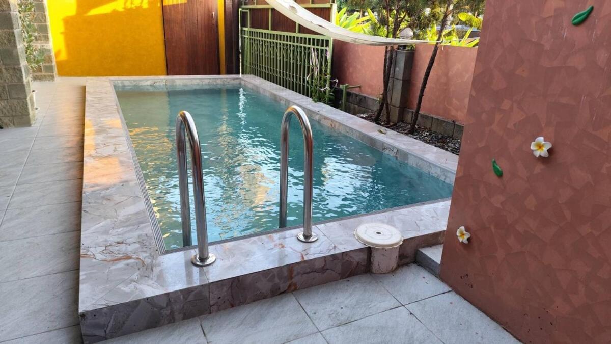 3 Bedrooms Pool Near Villa