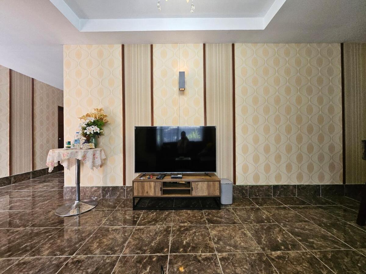 3 Bedrooms Pool Near * Chiang Mai