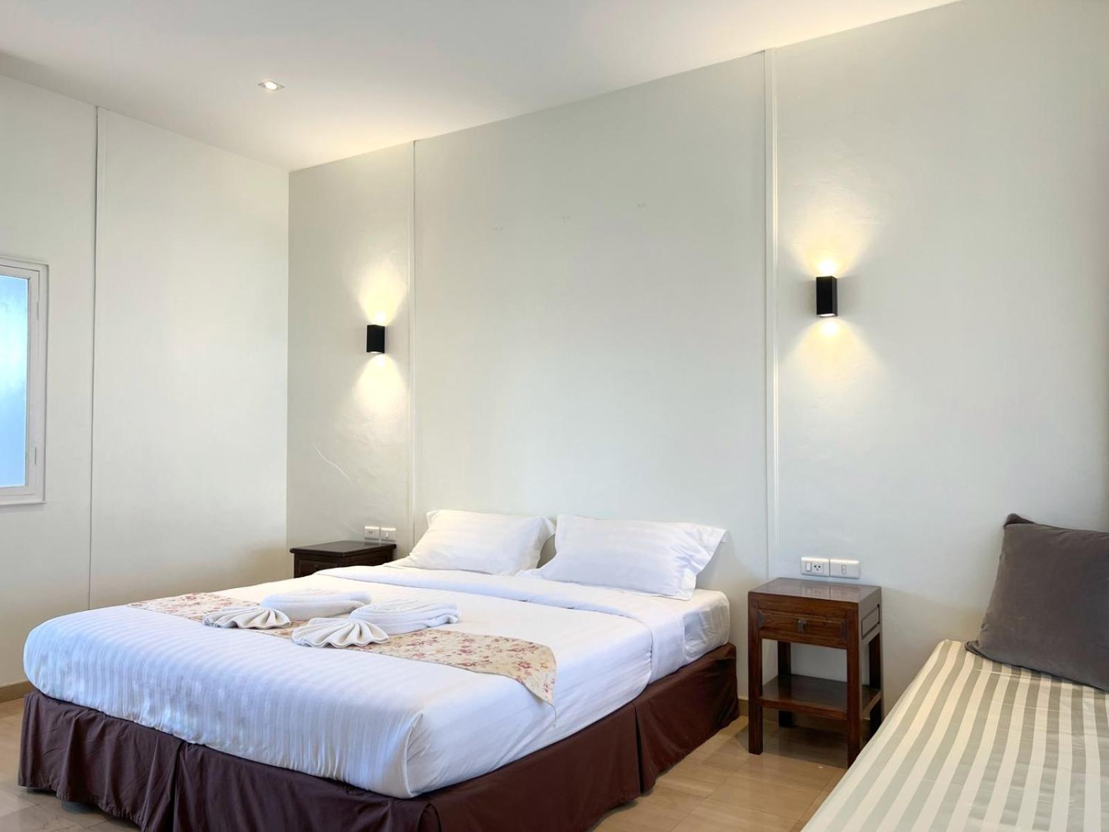 Hotel 3b Boutique 3*