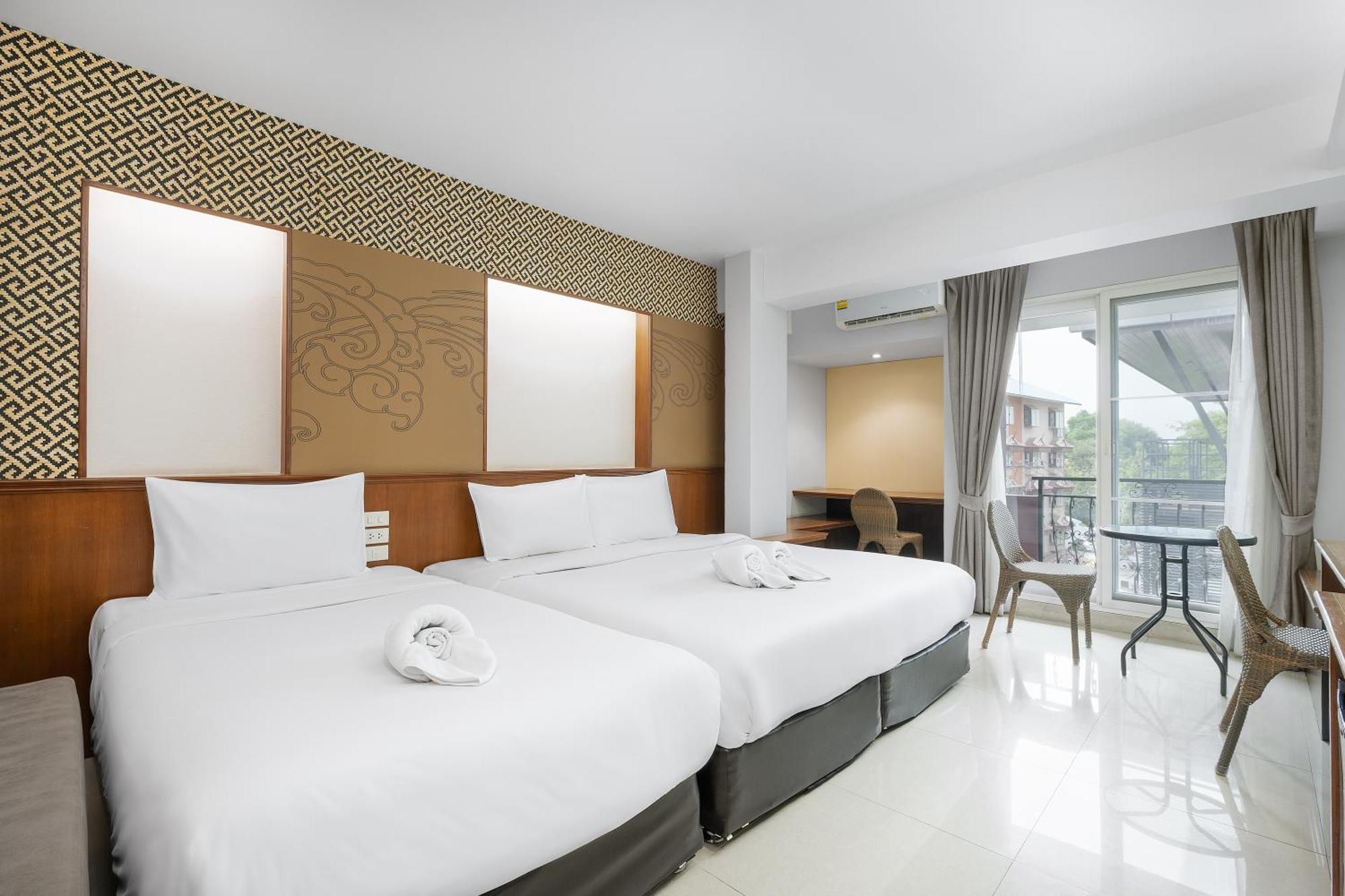 Cozytel Chiangmai Hotel