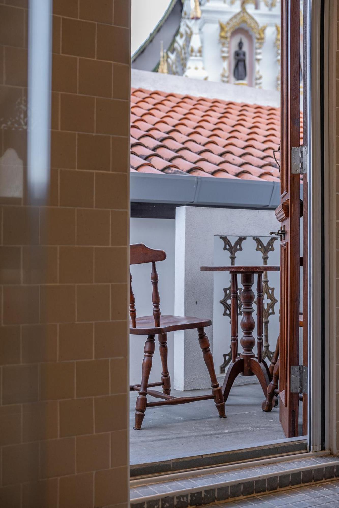 Santitham Pool I 5 Bedrooms I Walkable I Entire *