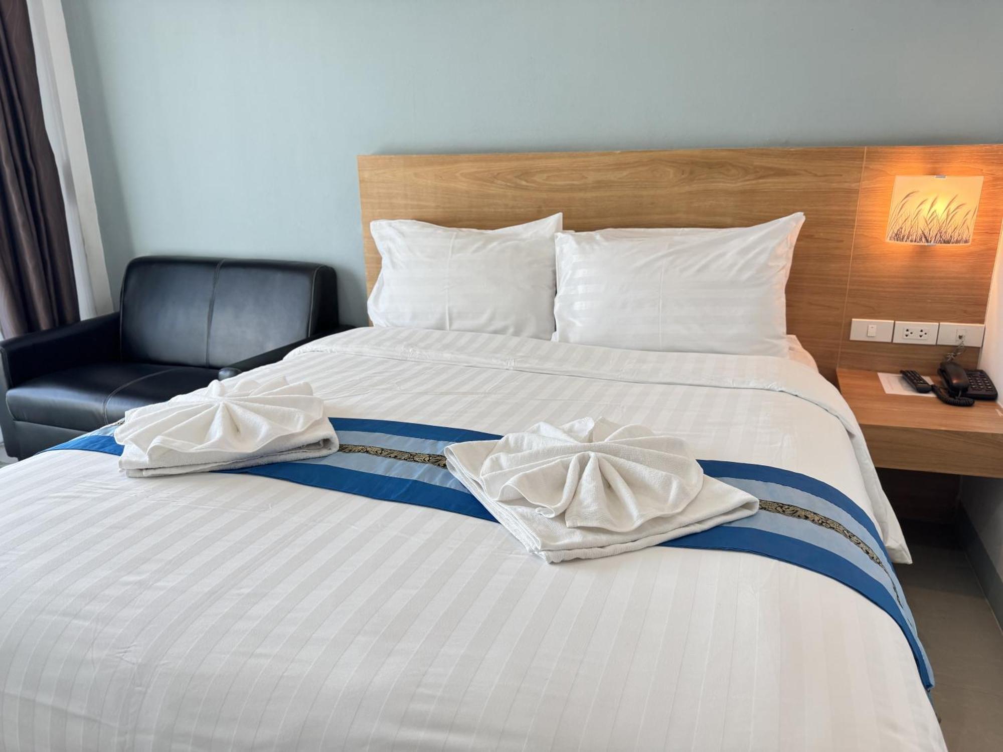 Lanna Soi7 Hotel 3*