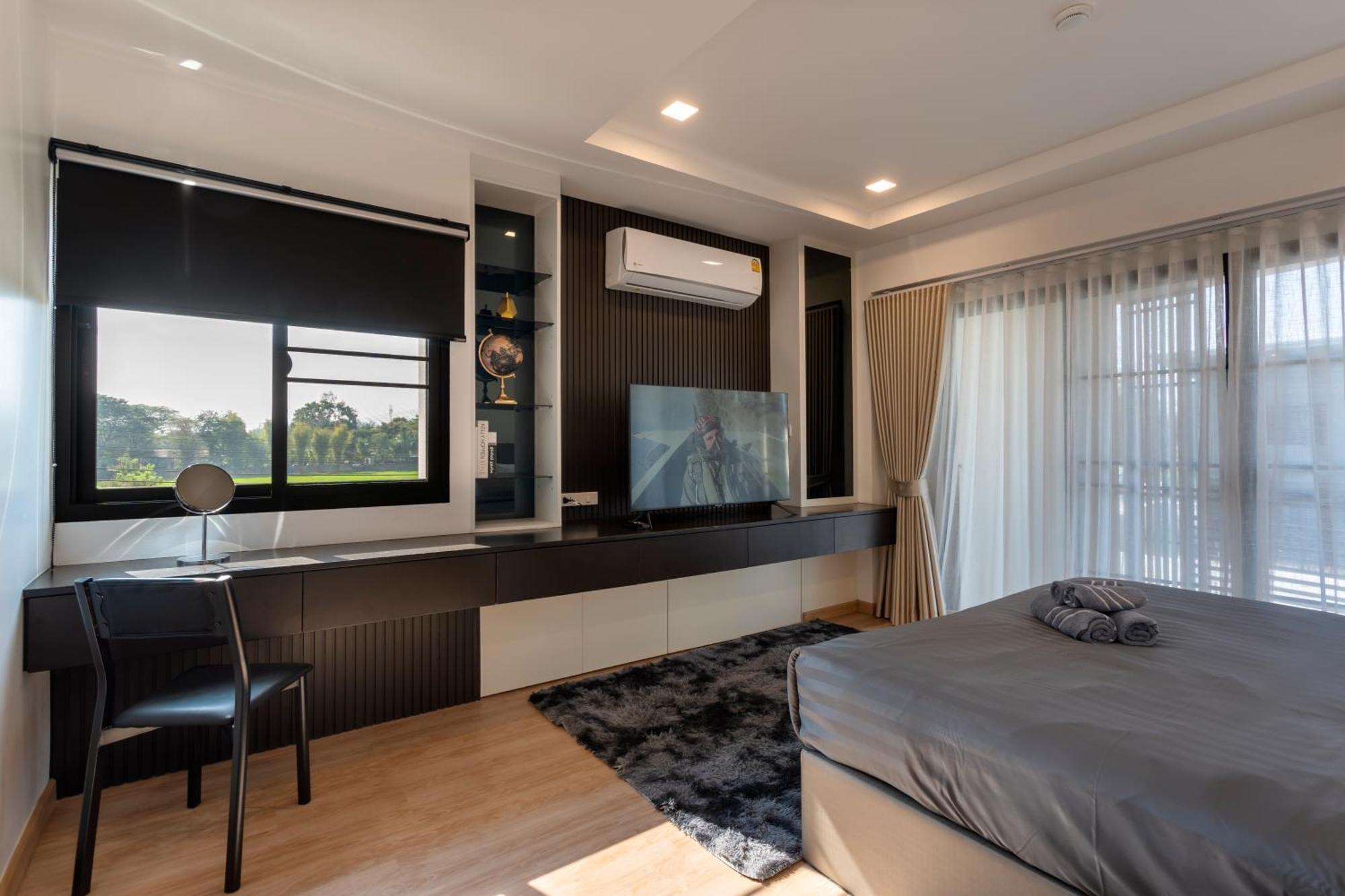 Luxury Pool 3 Bedrooms 5kms To Festival Chiang Mai