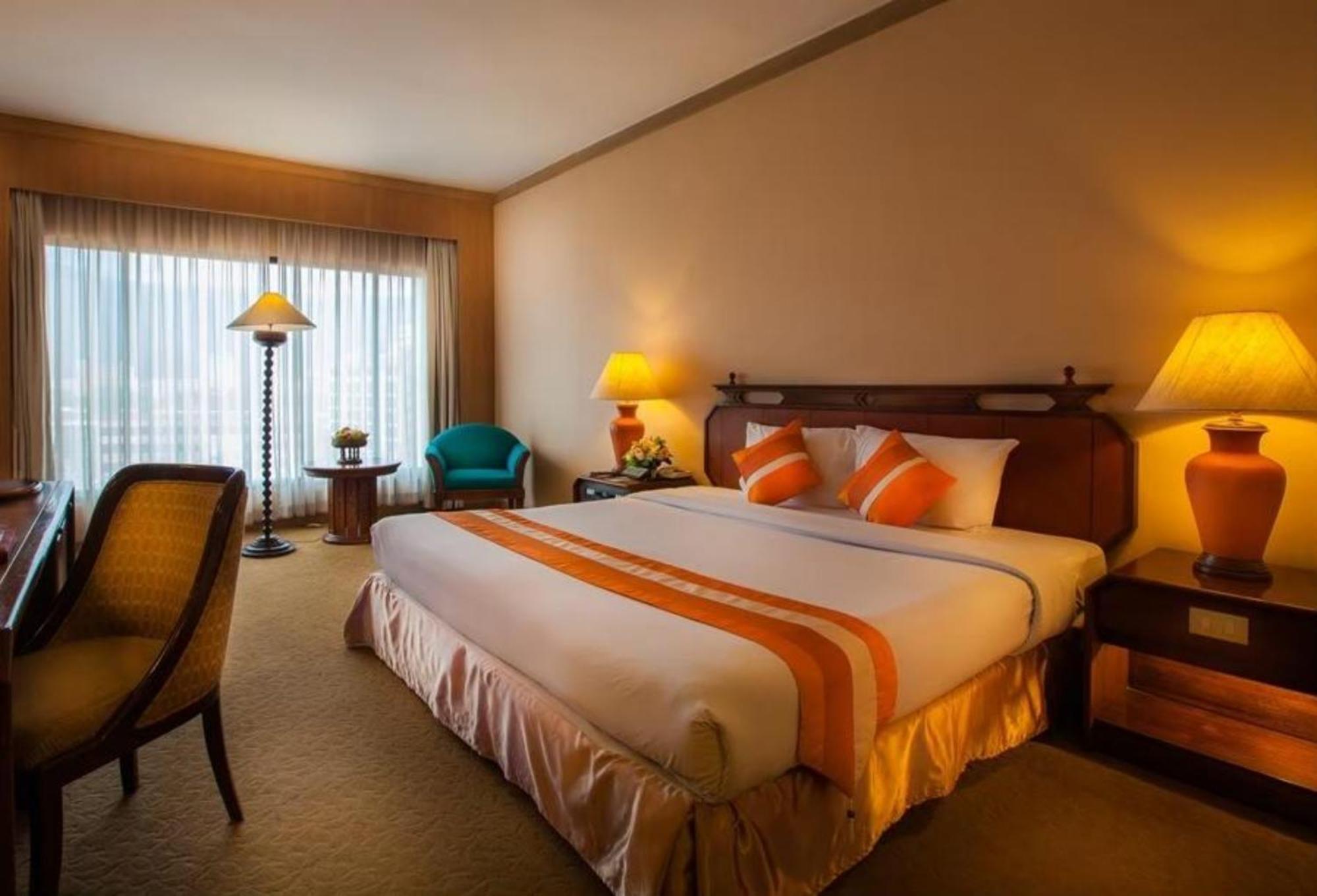 Hotel Chiangmai Grandview & Convention Center 4*