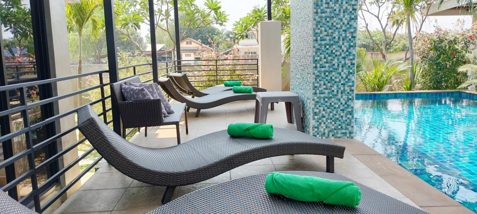 Rajapruek Entire 3 7 Bedrooms Near Airport *