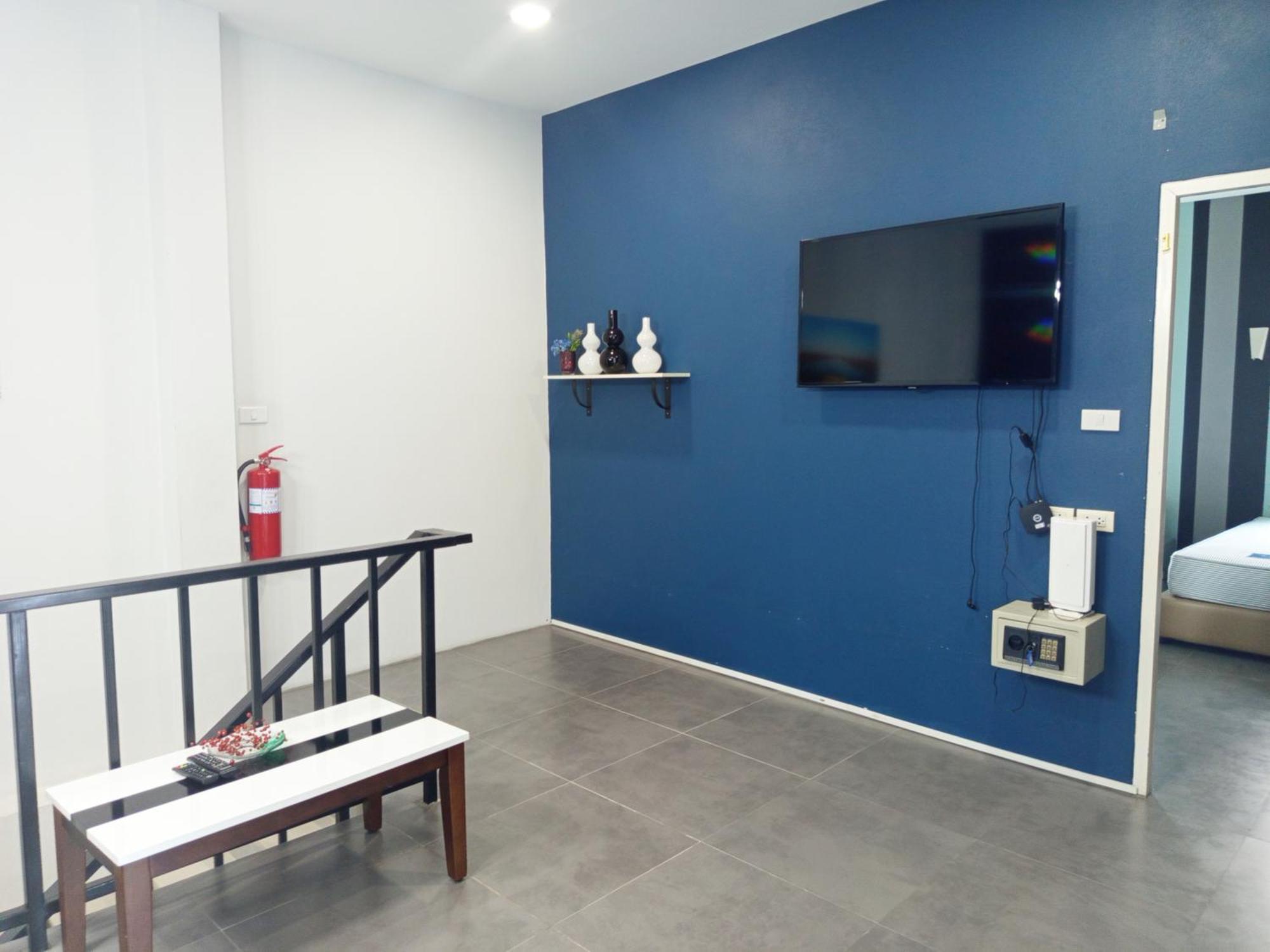 Rajapruek Entire 3 7 Bedrooms Near Airport *