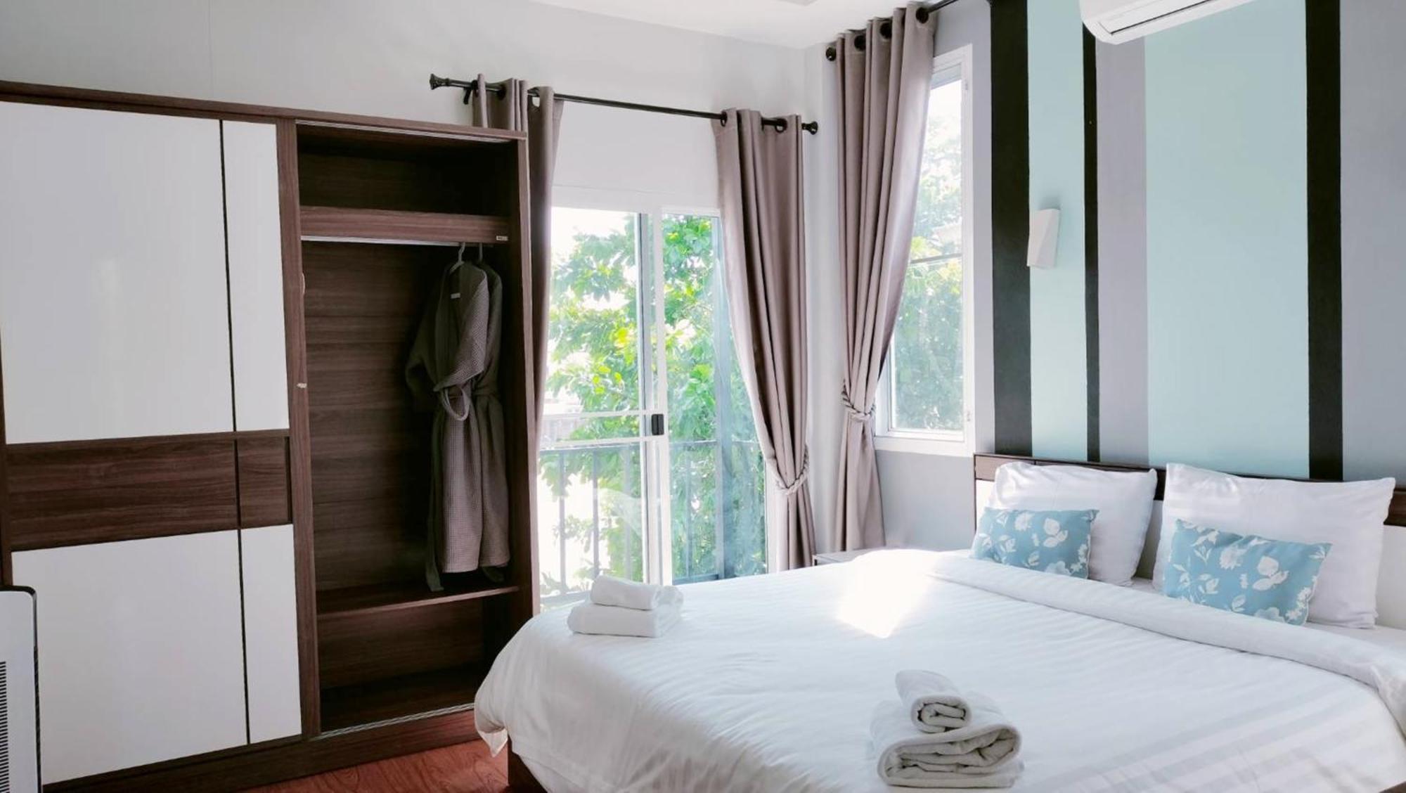 Vila Rajapruek Entire 3 7 Bedrooms Near Airport *