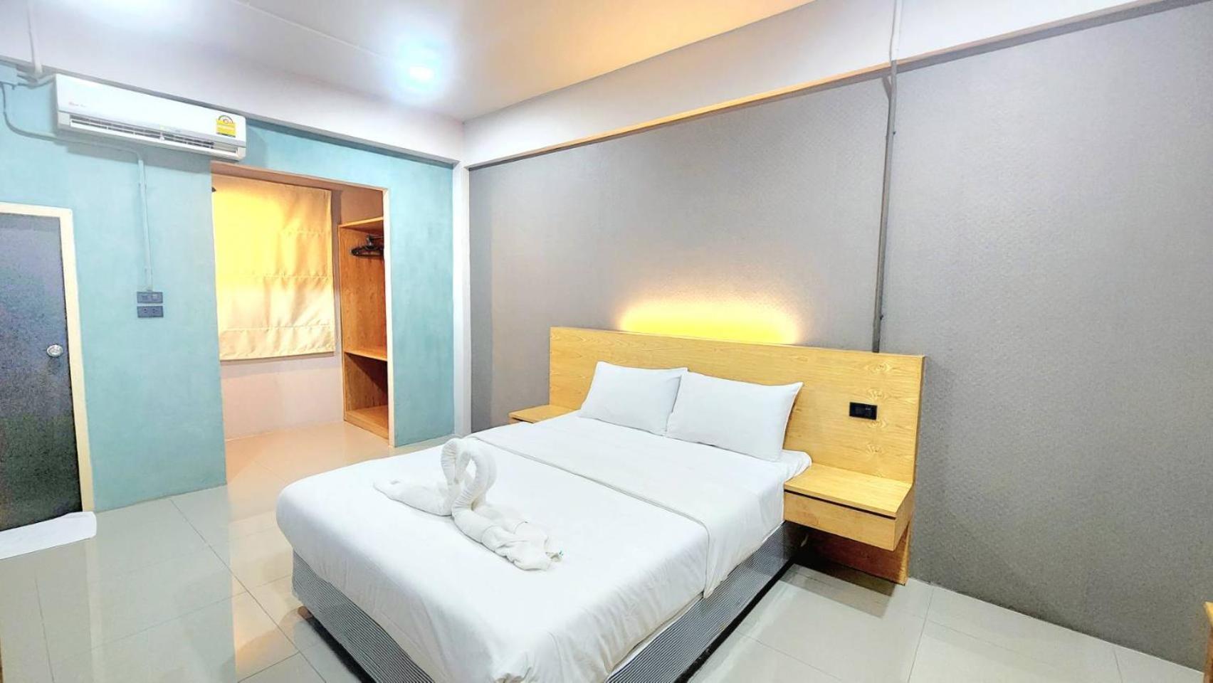 Jb Hotel