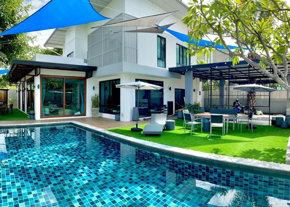 Ans Pool * Chiang Mai