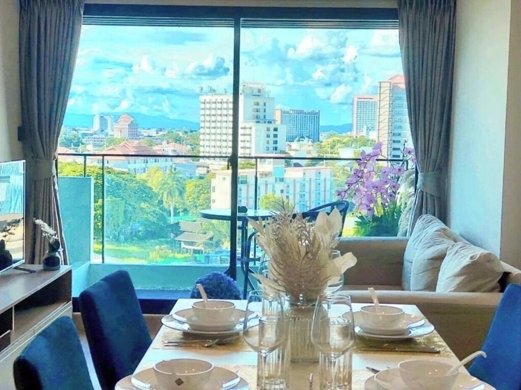 Apartment Astra Sky River 5 Stars Pool Sauna Gym