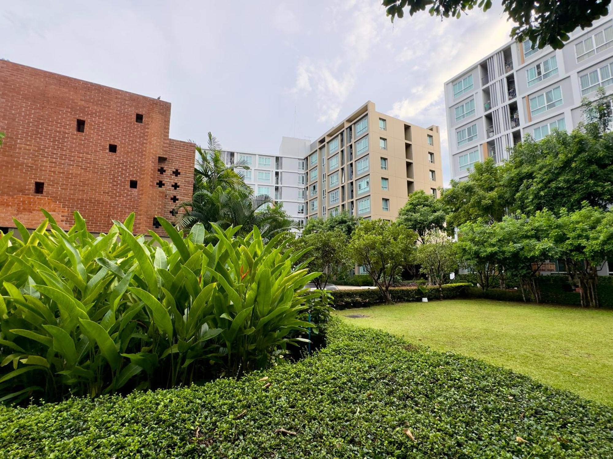 Dcondo Near The Mall,doi Suthep View *