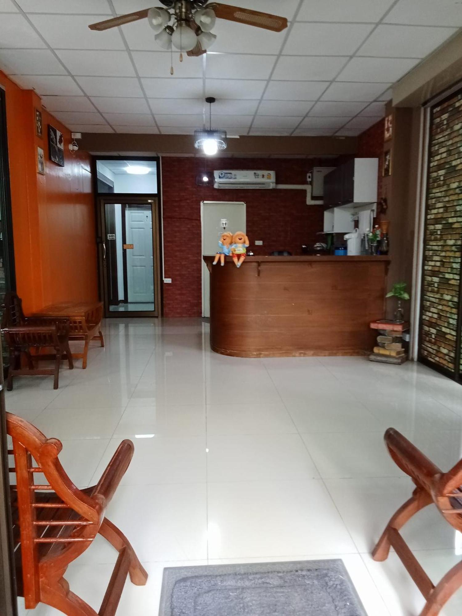 Tc House And Cafe Hotel