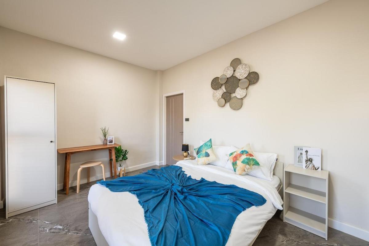 Villa Emeralda Pool 4br Near Festival, Free Daily Housekeeping Chiang Mai