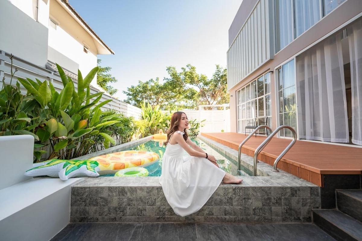 Villa Emeralda Pool 4br Near Festival, Free Daily Housekeeping