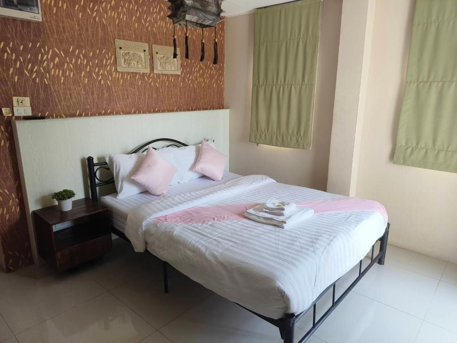 Tc House And Cafe 3* Chiang Mai