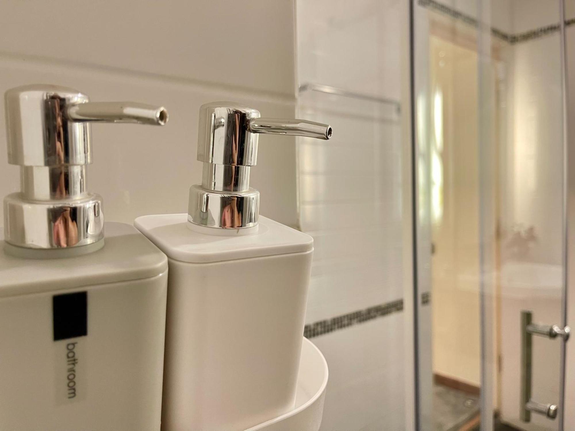 Onebedroom-5mins To Maya Malls By Walk *