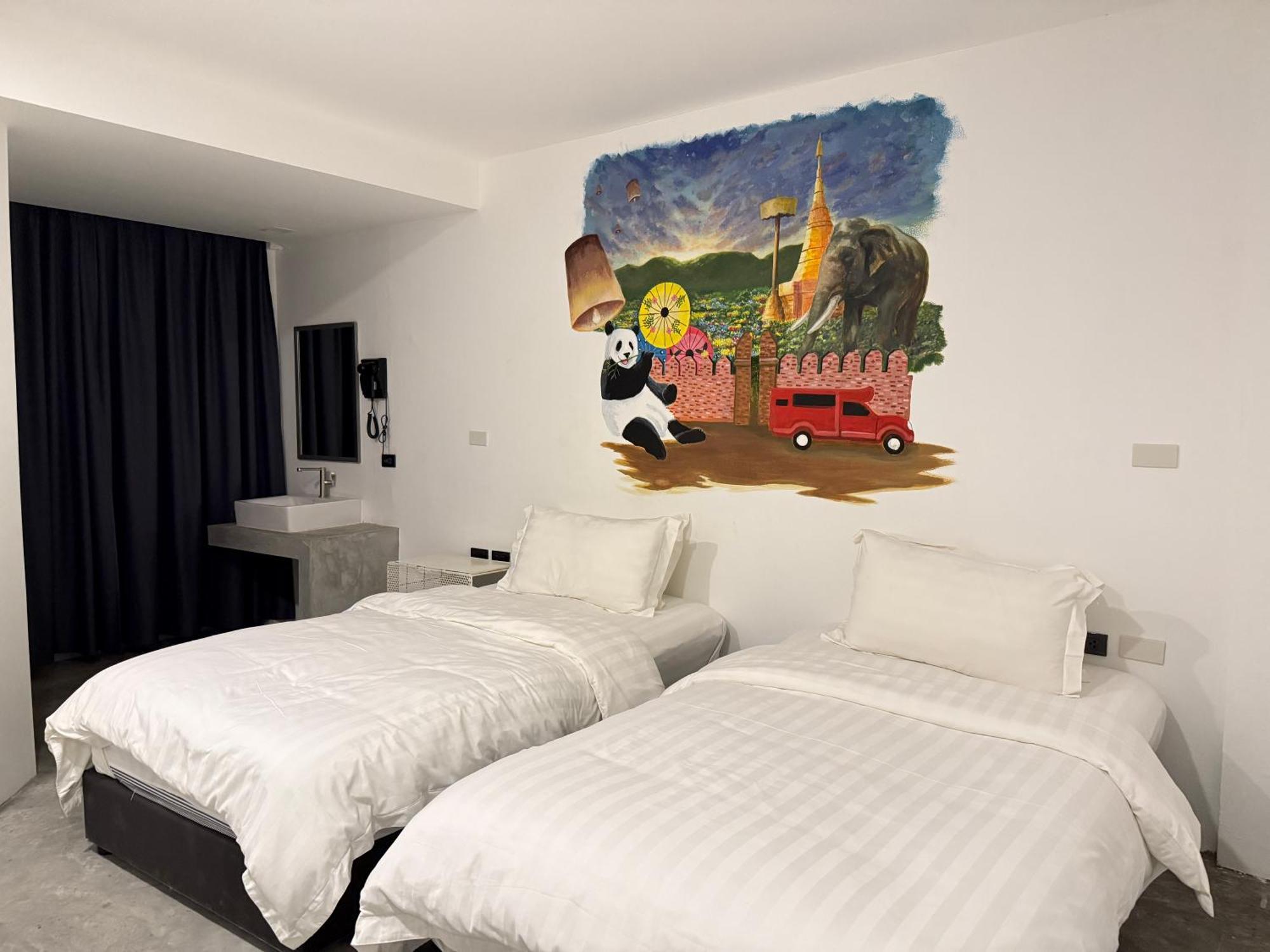 Hostel G Lighthouse *