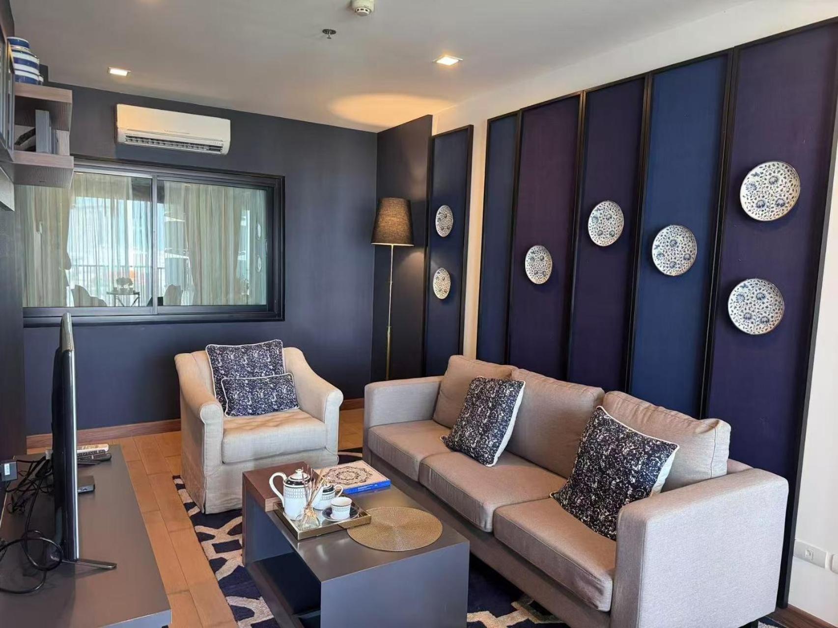 The Astra Appartement *