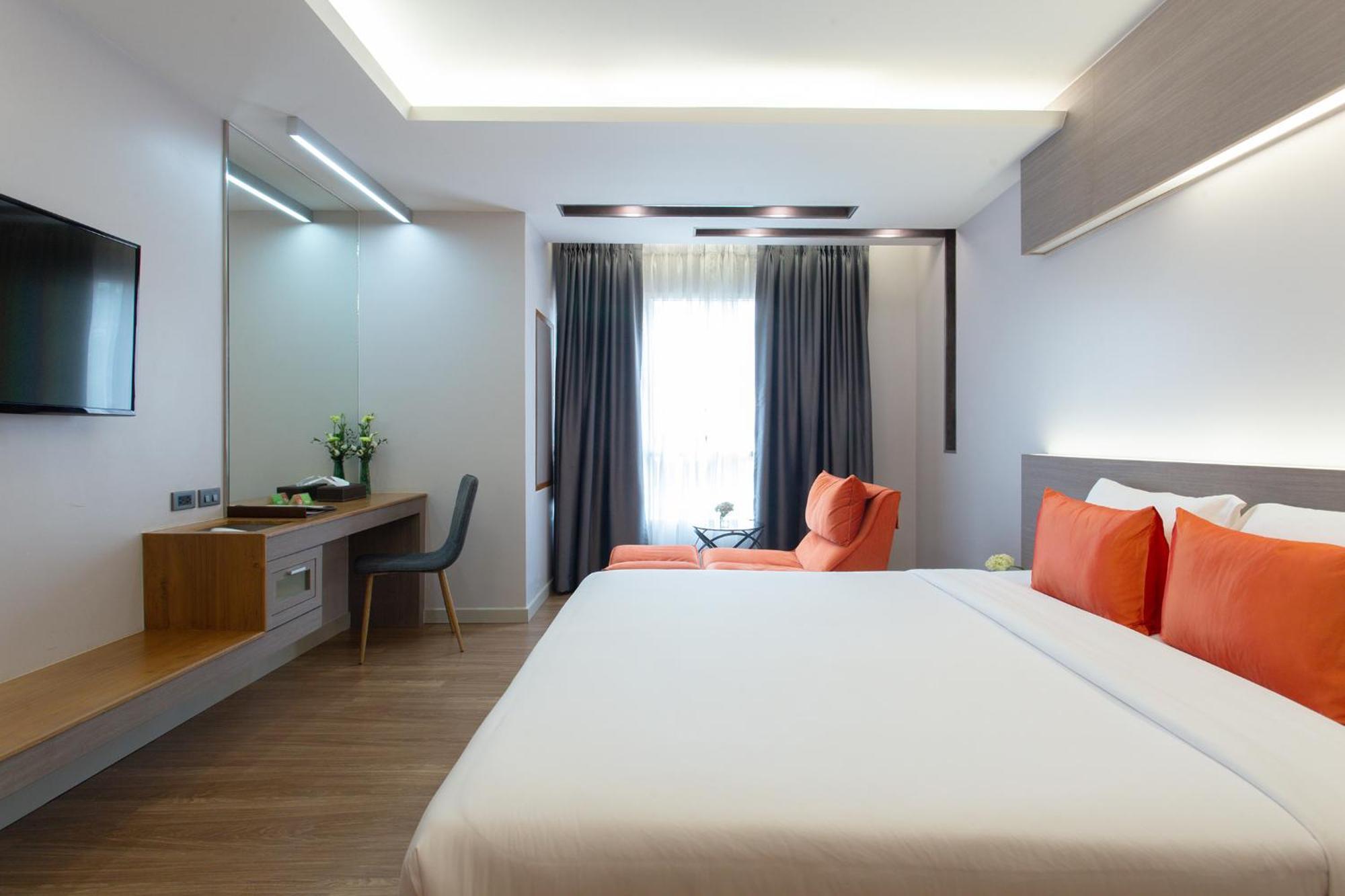 Khum Phucome -sha Extra 4*
