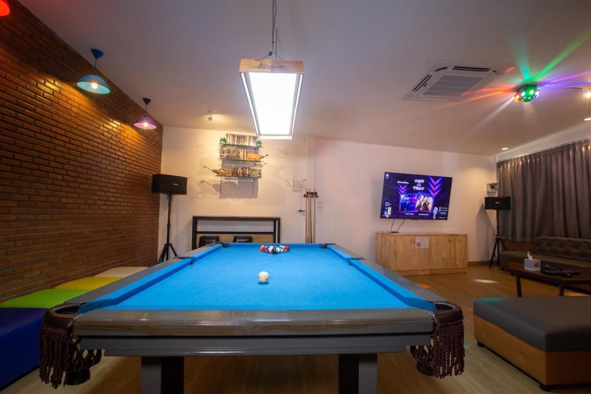 Karaoke Pool Villa, Event Space, Drinks Available Chiang Mai