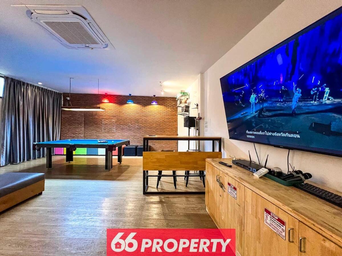 Karaoke Pool Villa, Event Space, Drinks Available *