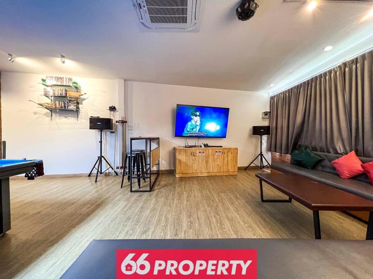 Karaoke Pool Villa, Event Space, Drinks Available *