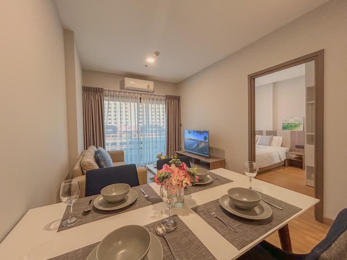 Luxury Astra Sky River Apartment Chiang Mai