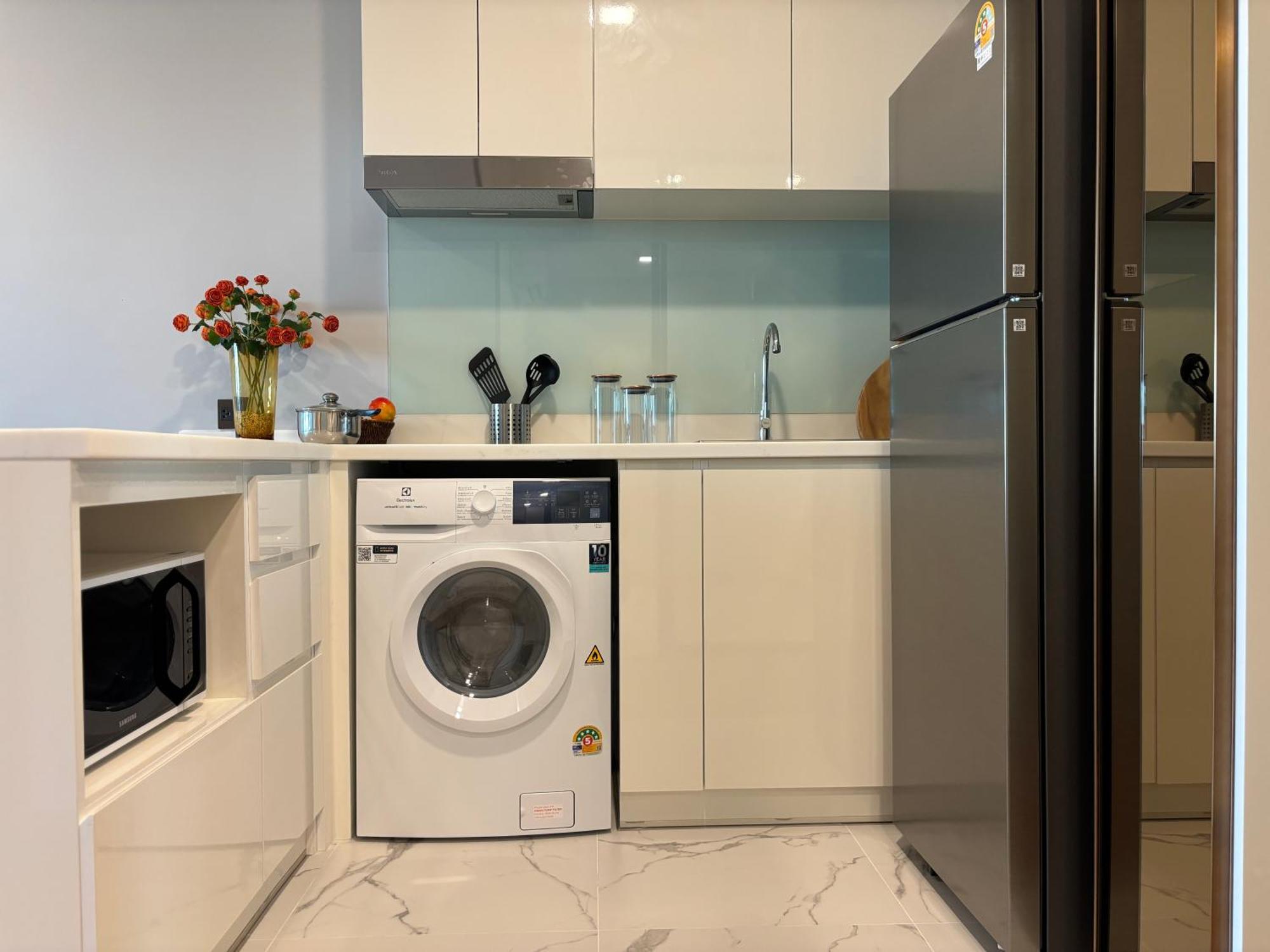 Apartment Astra Sky River 2 Bedroom Rooftop Swimming Pool Gym Centre