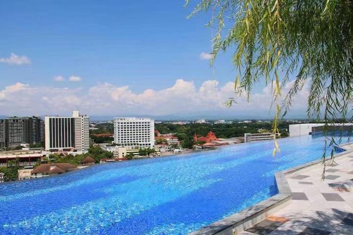 Astra Sky River 2 Bedroom Rooftop Swimming Pool Gym Centre Apartment Chiang Mai