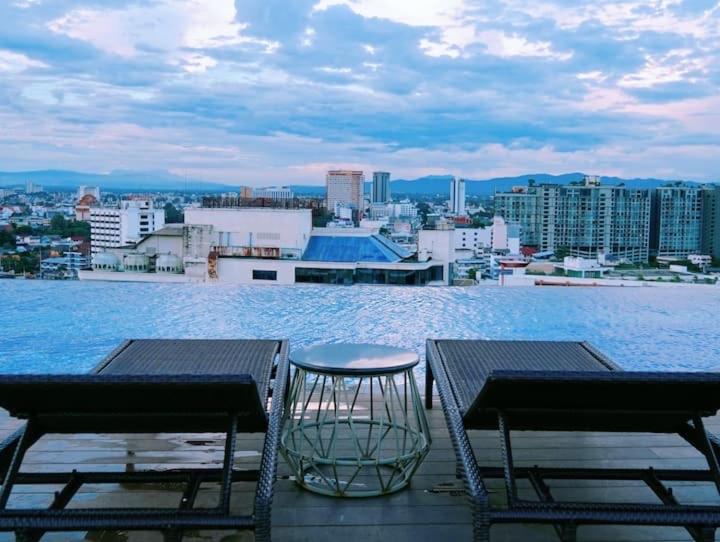 Astra Sky River 2 Bedroom Rooftop Swimming Pool Gym Centre