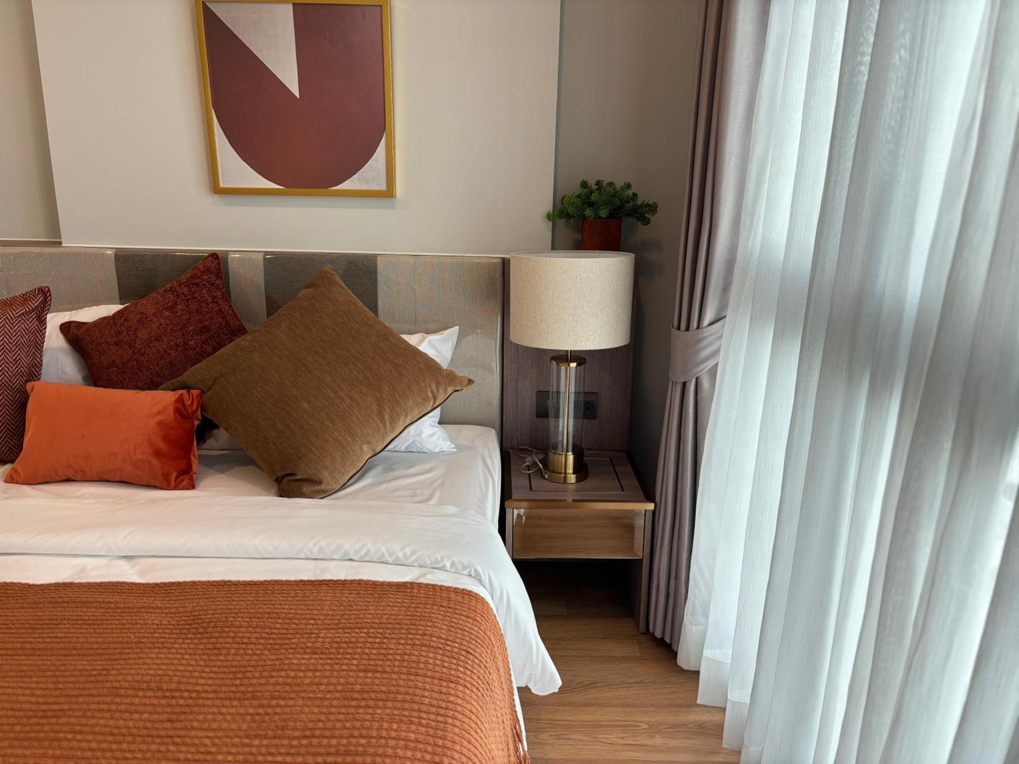 Astra Sky River 2 Bedroom Rooftop Swimming Pool Gym Centre Apartment Chiang Mai